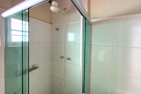 Casa à venda com 171m², 3 quartos e 5 vagas Casa à venda com 171m², 3 quartos e 5 vagasCasa 2 – Banheiro