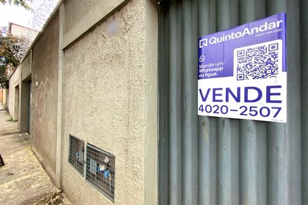 Casa à venda com 171m², 3 quartos e 5 vagas Casa à venda com 171m², 3 quartos e 5 vagasPlaca