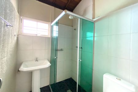 Casa à venda com 171m², 3 quartos e 5 vagas Casa à venda com 171m², 3 quartos e 5 vagasCasa 2 – Banheiro