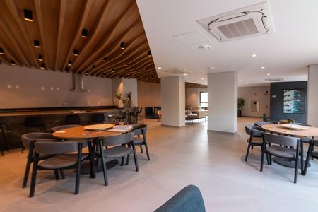 Apartamento para alugar com 25m², 1 quarto e sem vaga Apartamento para alugar com 25m², 1 quarto e sem vagaÁrea comum - Salão de festas