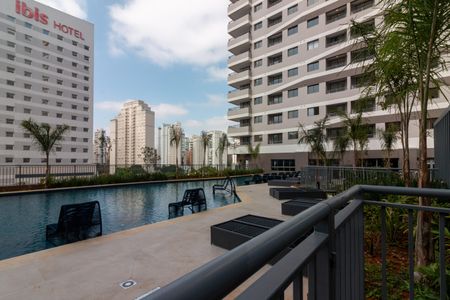 Apartamento para alugar com 25m², 1 quarto e sem vaga Apartamento para alugar com 25m², 1 quarto e sem vagaÁrea comum - Piscina