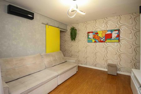 Casa à venda com 3 quartos, 200m² em Vila Alpina, São Paulo