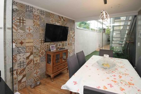 Casa à venda com 200m², 3 quartos e 3 vagas