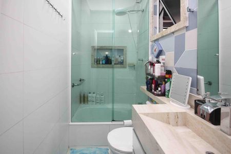 Casa à venda com 200m², 3 quartos e 3 vagas