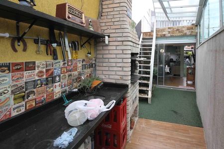 Casa à venda com 200m², 3 quartos e 3 vagas