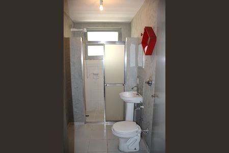 Banheiro de apartamento para alugar com 1 quarto, 61m² em Vila Santana, São Paulo