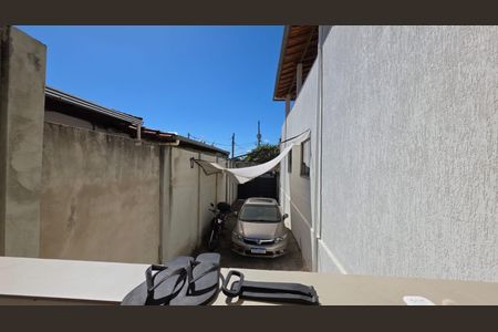Casa à venda com 240m², 3 quartos e 3 vagas