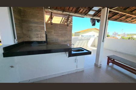Casa à venda com 240m², 3 quartos e 3 vagas