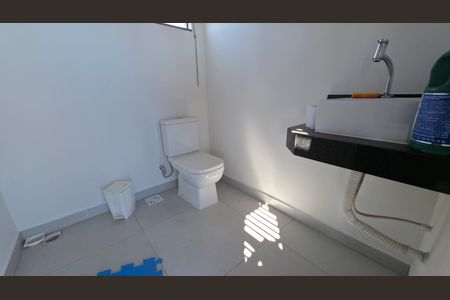 Casa à venda com 240m², 3 quartos e 3 vagas