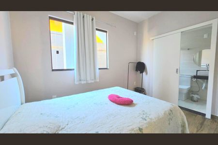 Casa à venda com 240m², 3 quartos e 3 vagas