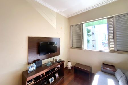 Apartamento à venda com 244m², 6 quartos e 2 vagas Apartamento à venda com 244m², 6 quartos e 2 vagasQuarto 2