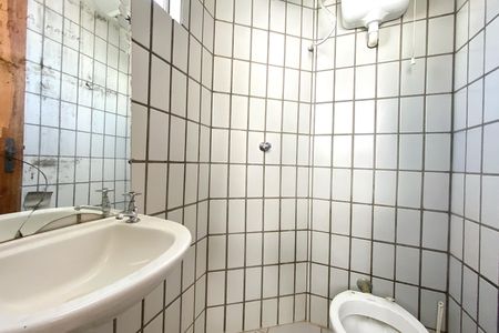 Apartamento à venda com 244m², 6 quartos e 2 vagas Apartamento à venda com 244m², 6 quartos e 2 vagasBanheiro de serviço