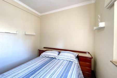 Apartamento à venda com 244m², 6 quartos e 2 vagas Apartamento à venda com 244m², 6 quartos e 2 vagasQuarto 3