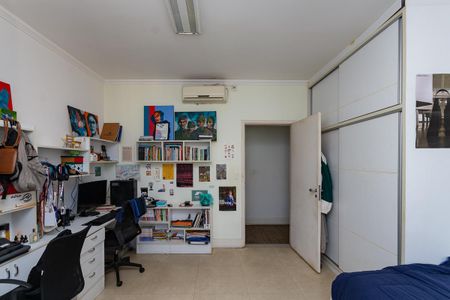 Apartamento à venda com 235m², 4 quartos e 1 vaga Apartamento à venda com 235m², 4 quartos e 1 vagaQuarto 3