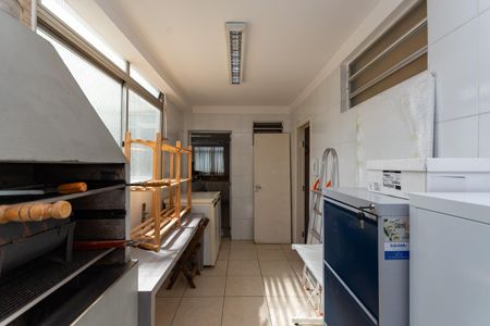 Apartamento à venda com 235m², 4 quartos e 1 vaga Apartamento à venda com 235m², 4 quartos e 1 vagaÁrea de Serviço