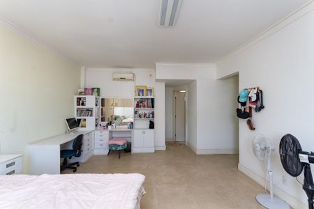 Apartamento à venda com 235m², 4 quartos e 1 vaga Apartamento à venda com 235m², 4 quartos e 1 vagaQuarto 4 Suíte