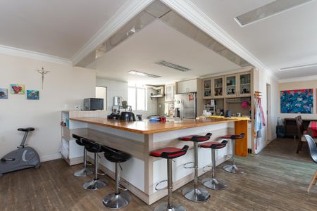 Apartamento à venda com 235m², 4 quartos e 1 vaga Apartamento à venda com 235m², 4 quartos e 1 vagaCozinha Americana
