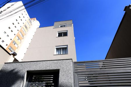 Apartamento para alugar com 91m², 2 quartos e 1 vagaFachada