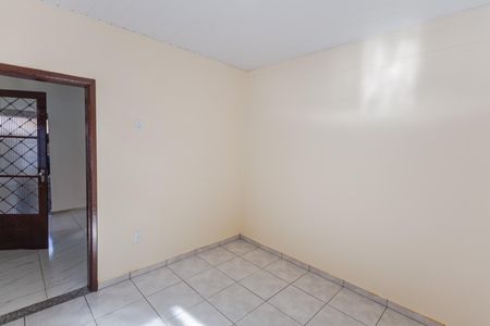 Quarto 1 de casa para alugar com 2 quartos, 100m² em Santa Efigênia, Belo Horizonte