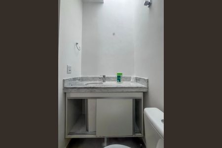 Casa de condomínio à venda com 85m², 2 quartos e 1 vaga Casa de condomínio à venda com 85m², 2 quartos e 1 vagaBanheiro da Suíte 2