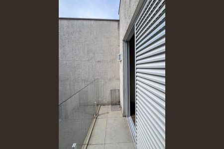 Sacada de casa de condomínio à venda com 2 quartos, 85m² em Vila Brasilio Machado, São Paulo