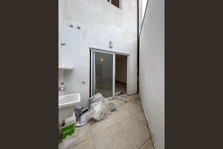 Casa de condomínio à venda com 85m², 2 quartos e 1 vaga Casa de condomínio à venda com 85m², 2 quartos e 1 vagaÁrea de Serviço