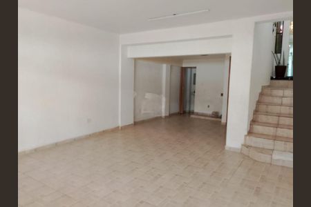 Casa à venda com 4 quartos, 305m² em Santa Terezinha, São Bernardo do Campo