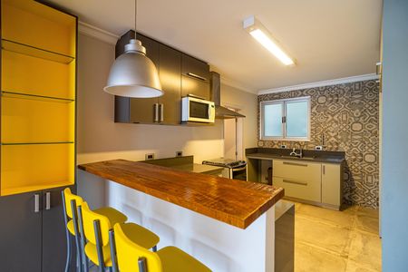 Apartamento à venda com 140m², 3 quartos e 1 vaga Apartamento à venda com 140m², 3 quartos e 1 vagaCozinha