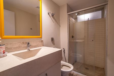 Apartamento à venda com 140m², 3 quartos e 1 vaga Apartamento à venda com 140m², 3 quartos e 1 vagaBanheiro Social