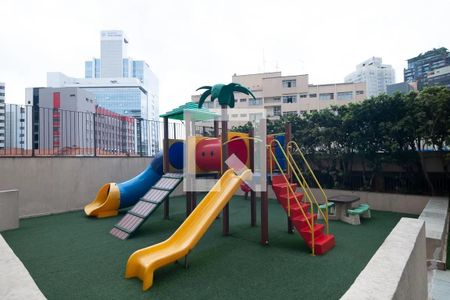 Apartamento à venda com 140m², 3 quartos e 1 vaga Apartamento à venda com 140m², 3 quartos e 1 vagaÁrea comum - Playground