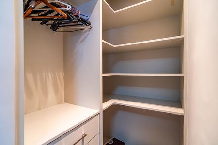 Apartamento à venda com 140m², 3 quartos e 1 vaga Apartamento à venda com 140m², 3 quartos e 1 vagaCloset da Suíte 1