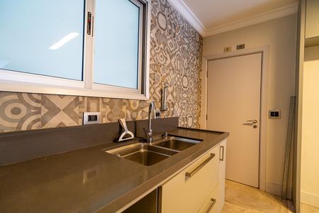 Apartamento à venda com 140m², 3 quartos e 1 vaga Apartamento à venda com 140m², 3 quartos e 1 vagaCozinha