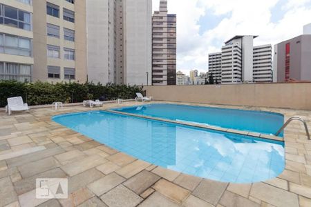 Apartamento à venda com 140m², 3 quartos e 1 vaga Apartamento à venda com 140m², 3 quartos e 1 vagaÁrea comum - Piscina