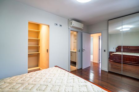Apartamento à venda com 140m², 3 quartos e 1 vaga Apartamento à venda com 140m², 3 quartos e 1 vagaSuíte 1