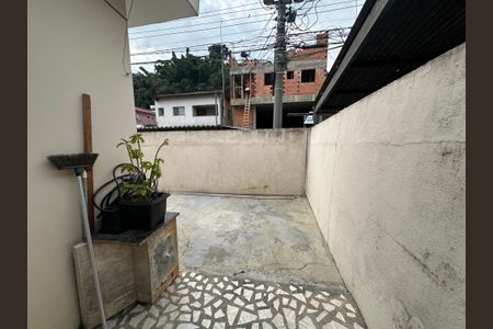 Casa à venda com 147m², 2 quartos e 3 vagasQuintal