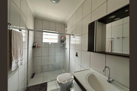 Casa à venda com 147m², 2 quartos e 3 vagasBanheiro