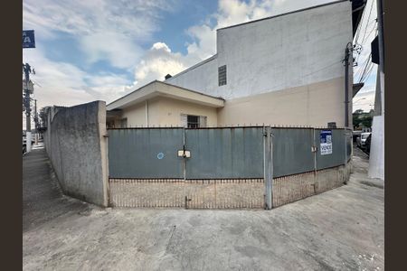 Casa à venda com 147m², 2 quartos e 3 vagasFachada