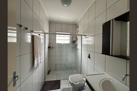 Casa à venda com 147m², 2 quartos e 3 vagasBanheiro