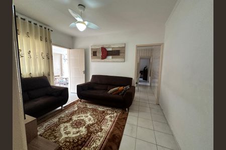 Casa à venda com 147m², 2 quartos e 3 vagasSala