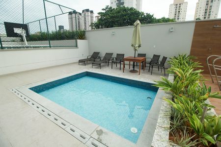Apartamento à venda com 84m², 2 quartos e 2 vagasPiscina