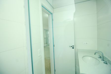 Apartamento à venda com 84m², 2 quartos e 2 vagasBanheiro Social