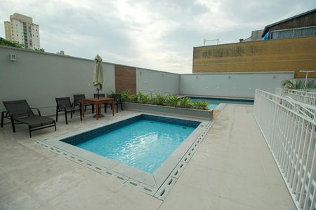 Apartamento à venda com 84m², 2 quartos e 2 vagasPiscina