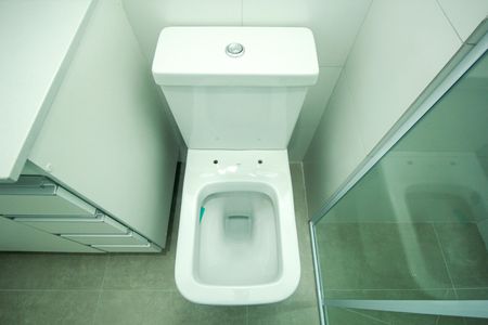 Apartamento à venda com 84m², 2 quartos e 2 vagasBanheiro da Suíte