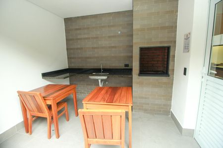 Apartamento à venda com 84m², 2 quartos e 2 vagasChurrasqueira