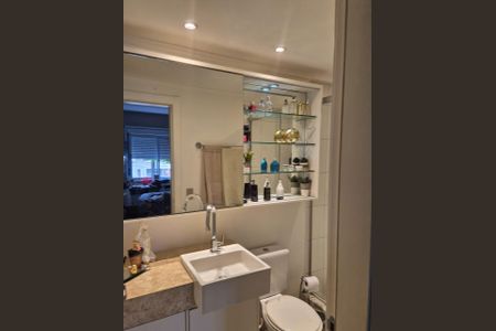 Apartamento à venda com 52m², 2 quartos e 1 vaga Apartamento à venda com 52m², 2 quartos e 1 vagaBanheiro