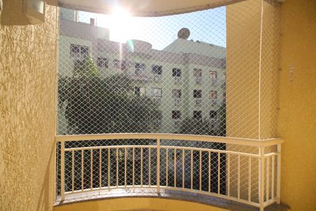 Sala - Varanda de apartamento para alugar com 3 quartos, 74m² em Tanque, Rio de Janeiro