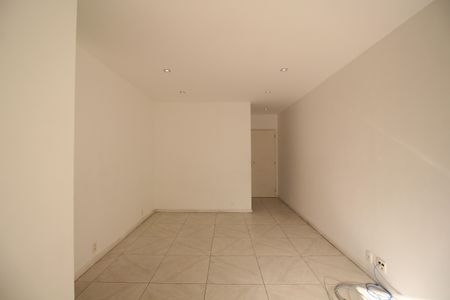 Sala de apartamento para alugar com 3 quartos, 74m² em Tanque, Rio de Janeiro