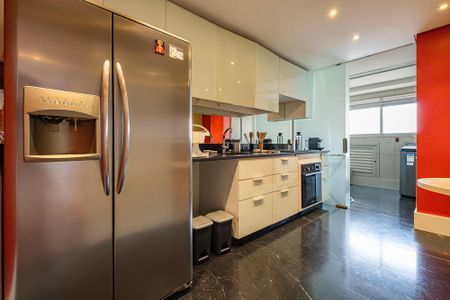 Apartamento para alugar com 151m², 2 quartos e 3 vagasCozinha