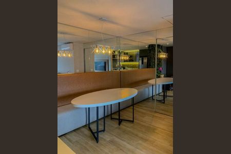Apartamento à venda com 68m², 2 quartos e 1 vaga