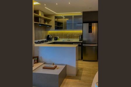 Apartamento à venda com 68m², 2 quartos e 1 vaga